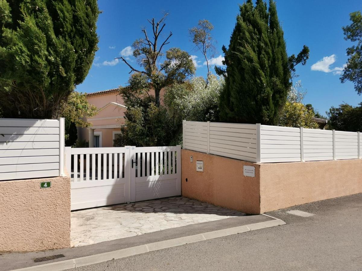 Bed and Breakfast Les Cigalous Restinclieres Esterno foto